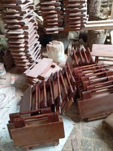 Model Meja Lekar Lipat